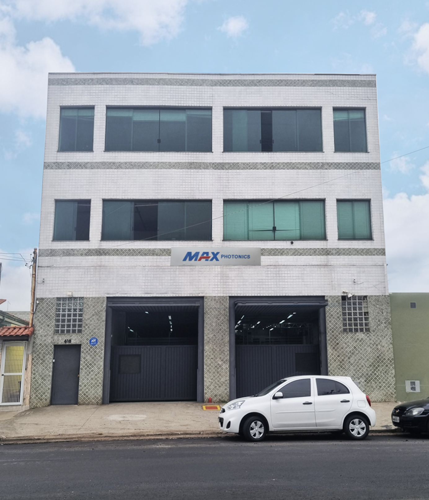 Maxphotonics Brazil Office